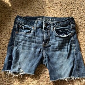 American Eagle Straight Shorts Size 4